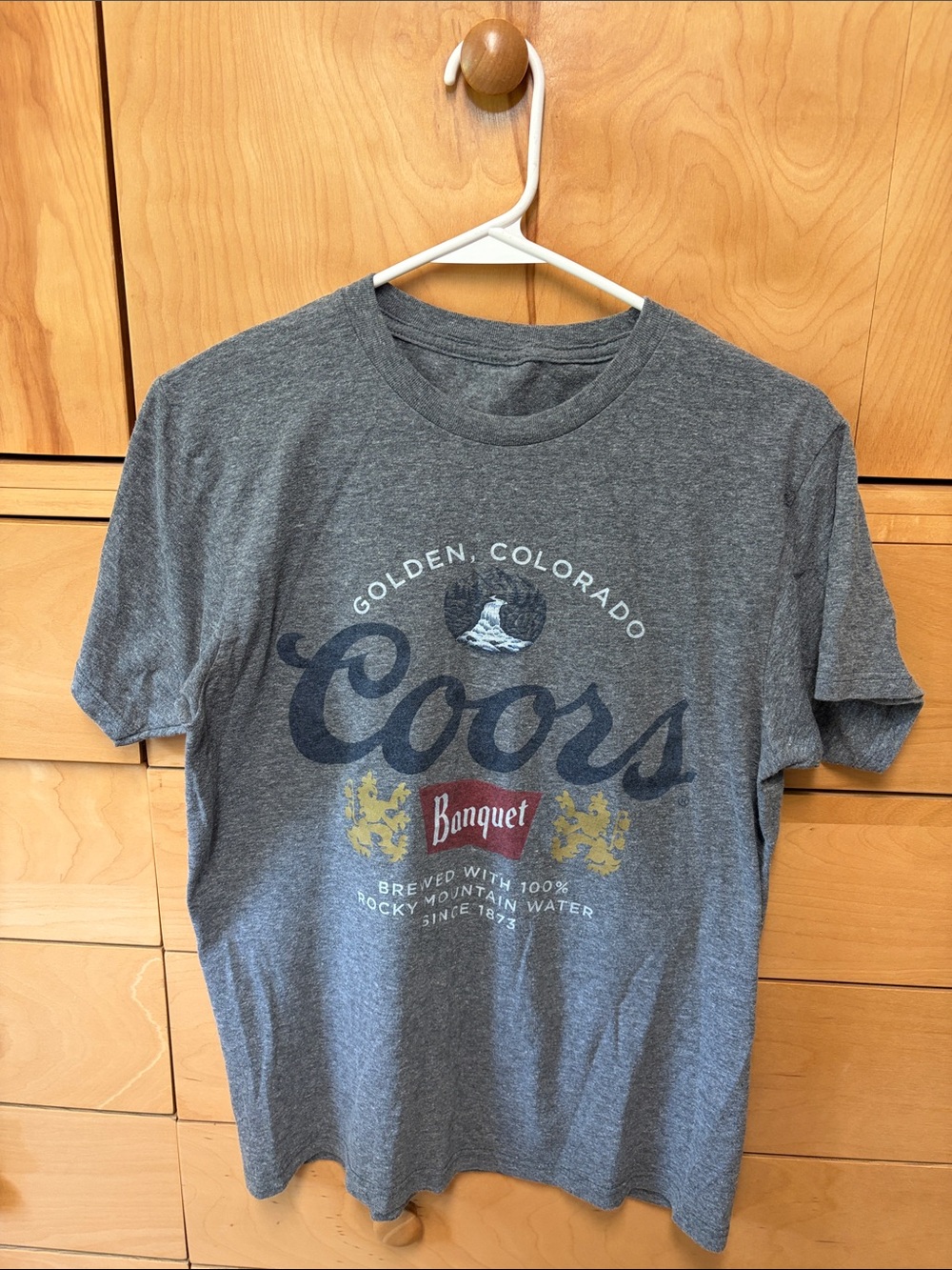 Banquet Gray Graphic Tee - Men's Casual Shirt